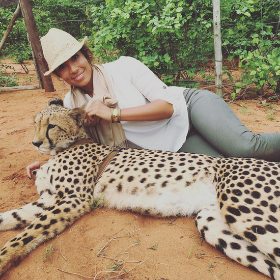 夏安与&ldquo;苏珊&rdquo;亲密合影